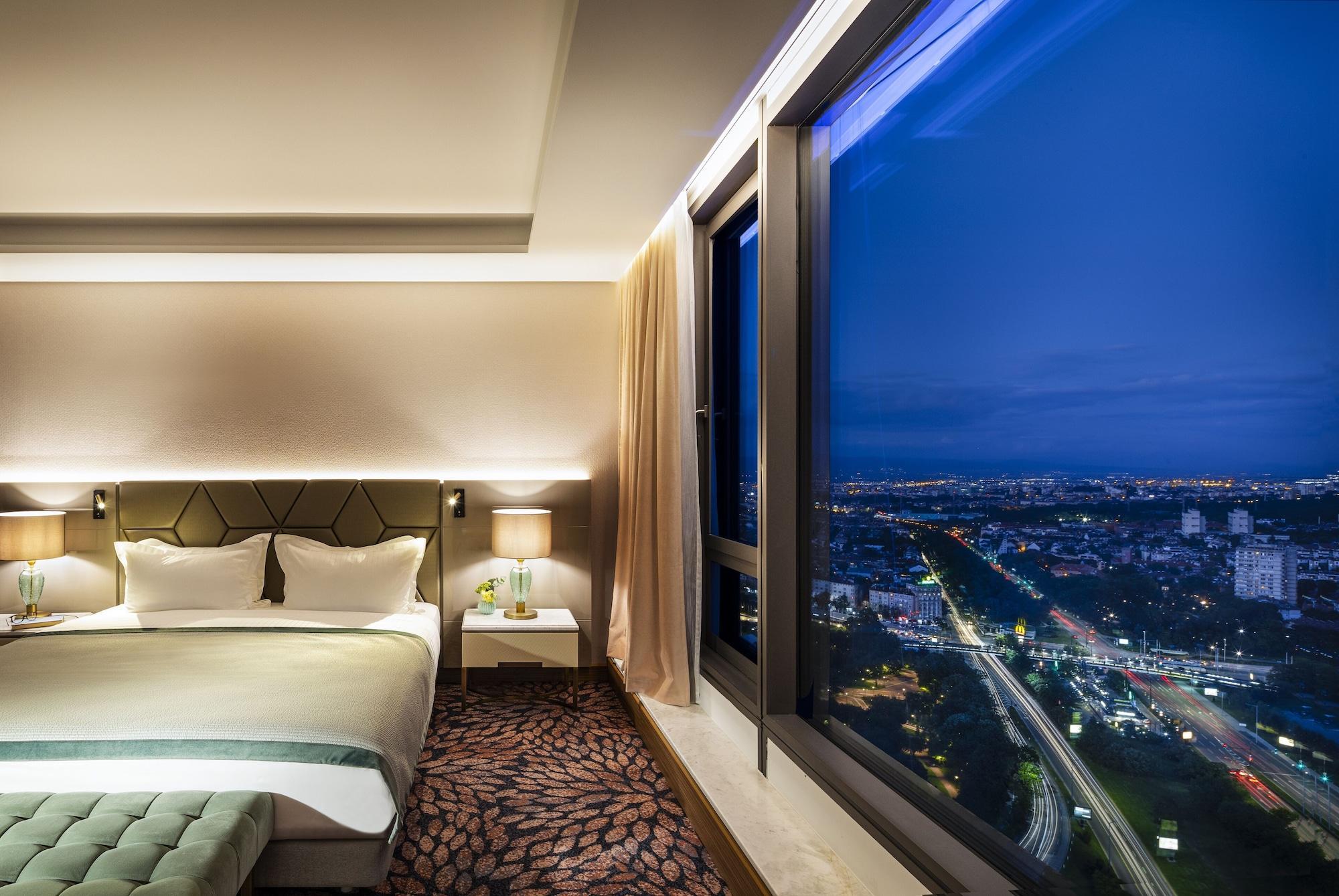Grand Hotel Millennium Софія Екстер'єр фото Executive Suite