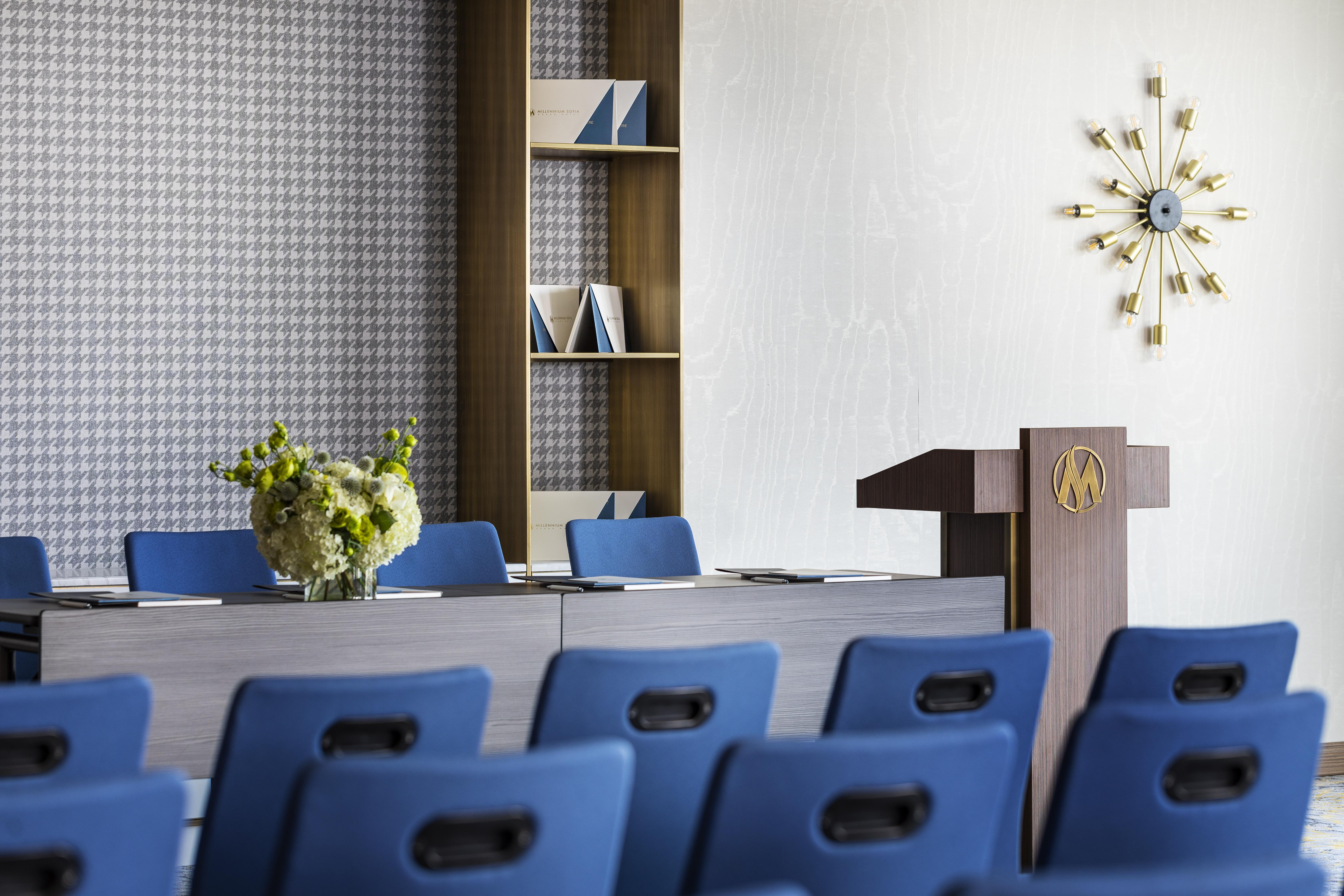 Grand Hotel Millennium Софія Екстер'єр фото Meeting room at the Westin